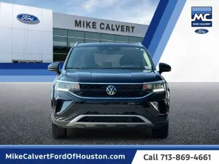 Volkswagen Taos 2024 SE 4p SUV
