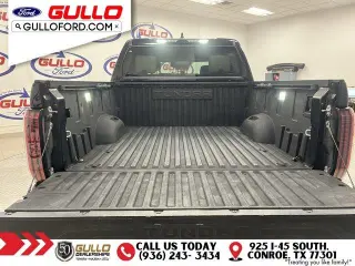 Toyota Tundra 2023 4x4 Edición 1794 HV 4dr CrewMax Cab Pickup SB