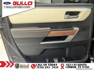 Toyota Tundra 2023 4x4 Edición 1794 HV 4dr CrewMax Cab Pickup SB