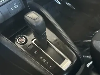 Nissan Versa 2023 SV 4p Sedan