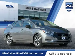 Nissan Versa 2023 SV 4p Sedan