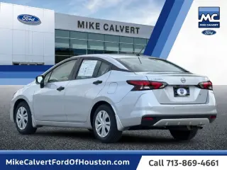 Nissan Versa 2024 S 4p Sedan CVT