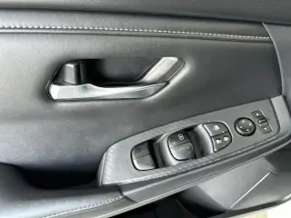 Nissan Sentra 2024 SV 4p Sedan