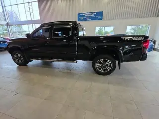 Toyota Tacoma 2018 4x4 TRD Sport 4puerta Doble Cab 6.1 ft LB