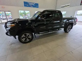 Toyota Tacoma 2018 4x4 TRD Sport 4puerta Doble Cab 6.1 ft LB