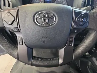 Toyota Tacoma 2018 4x4 TRD Sport 4puerta Doble Cab 6.1 ft LB
