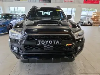 Toyota Tacoma 2018 4x4 TRD Sport 4puerta Doble Cab 6.1 ft LB