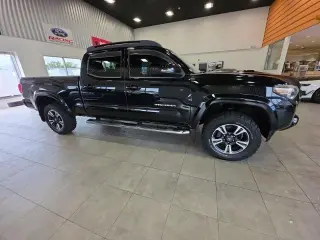 Toyota Tacoma 2018 4x4 TRD Sport 4puerta Doble Cab 6.1 ft LB