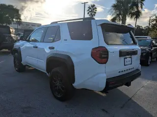 Toyota 4Runner 2026 4x4 SR5 4p SUV