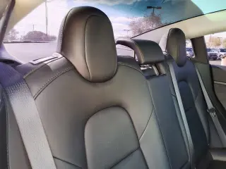Tesla Model 3 2023 4p Sedan