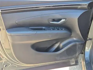 Hyundai TUCSON 2022 SE 4p SUV (lanzamiento de mitad de año)