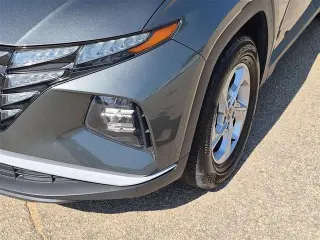 Hyundai TUCSON 2022 SE 4p SUV (lanzamiento de mitad de año)
