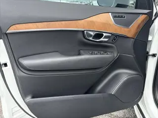 Volvo XC90 2021 AWD T6 Momentum 6-Pasajeros 4p SUV