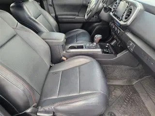 Toyota Tacoma 2022 4x4 TRD Pro Cabina Doble 4 puertas 5.0 pt SB 6M