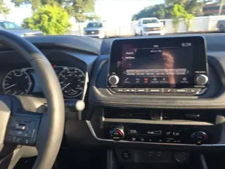 Nissan Rogue 2026 Dark Armor 4dr Crossover