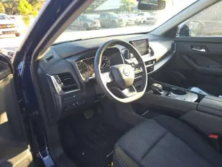 Nissan Rogue 2026 Dark Armor 4dr Crossover