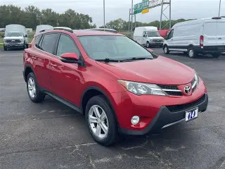 Toyota RAV4 2014 XLE SUV 4p.