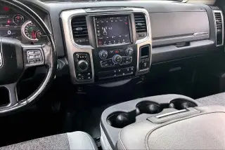 Ram 1500 2018 4x4 SLT 4dr Crew Cab 5.5 ft. SB Pickup