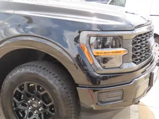 Ford F-150 2025 4x4 STX 4dr SuperCrew 5.5 ft. SB