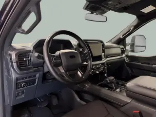 Ford F-150 2024 4x4 XLT 4dr SuperCrew 5.5 ft. SB en español