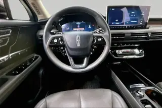 Lincoln Corsair 2023 AWD Reserve 4dr SUV