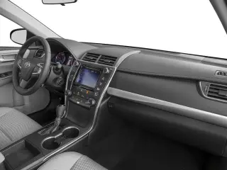 Toyota Camry 2017 SE 4dr Sedán