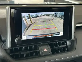 Toyota RAV4 2023 AWD XLE 4dr SUV