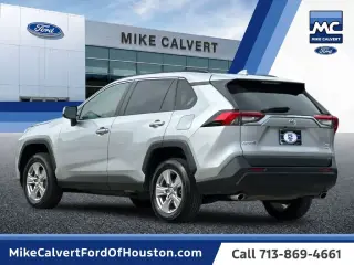 Toyota RAV4 2023 AWD XLE 4dr SUV