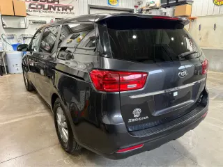 2021 Kia Sedona