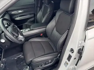 Genesis GV70 2025 AWD 2.5T Estándar 4p SUV