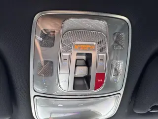 Genesis GV70 2025 AWD 2.5T Estándar 4p SUV
