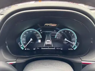 Genesis GV70 2025 AWD 2.5T Estándar 4p SUV