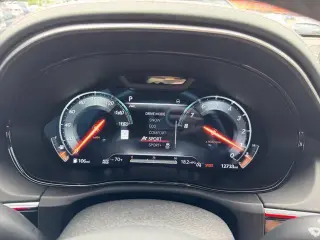 Genesis GV70 2025 AWD 2.5T Estándar 4p SUV