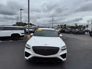 Genesis GV70 2025 AWD 2.5T Estándar 4p SUV