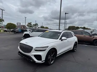 Genesis GV70 2025 AWD 2.5T Estándar 4p SUV