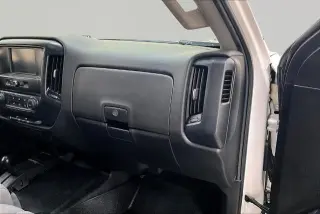 Chevrolet Silverado 1500 LD 2019 4x4 Camioneta de Trabajo 4d Cabina Doble 6.5 ft. SB