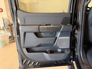 Ford F-150 2023 4x4 XLT 4dr SuperCrew 5.5 ft. SB