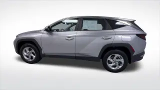 Hyundai TUCSON 2022 AWD SE 4p SUV (versión de mitad de año)
