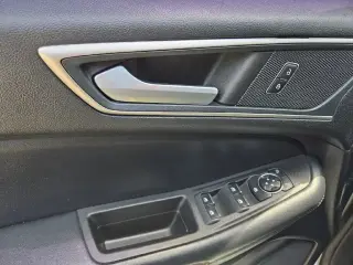 Ford Edge 2021 SEL 4dr Crossover