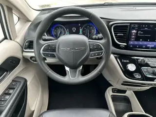 Chrysler Pacifica 2024 Touring L 4dr Mini-Van
