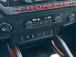 Nissan Frontera 2025 4x4 S 4p. Cabina Tripulacion 5 ft. LB