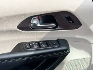 Chrysler Pacifica 2023 Touring L 4dr Mini-Van