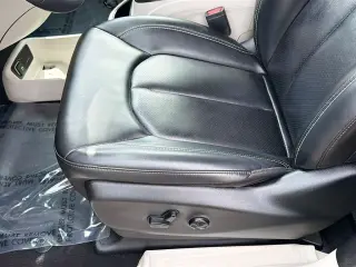 Chrysler Pacifica 2023 Touring L 4dr Mini-Van