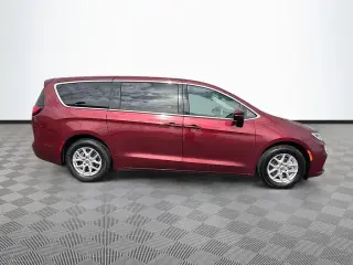 Chrysler Pacifica 2023 Touring L 4dr Mini-Van