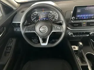 Nissan Altima 2022 2.5 SV 4dr Sedán