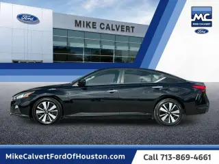 Nissan Altima 2022 2.5 SV 4dr Sedán