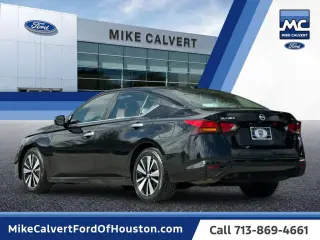 Nissan Altima 2022 2.5 SV 4dr Sedán