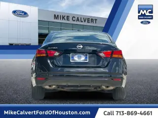 Nissan Altima 2025 2.5 SV 4dr Sedán