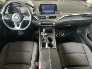 Nissan Altima 2025 2.5 SV 4dr Sedán
