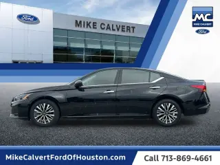 Nissan Altima 2025 2.5 SV 4dr Sedán